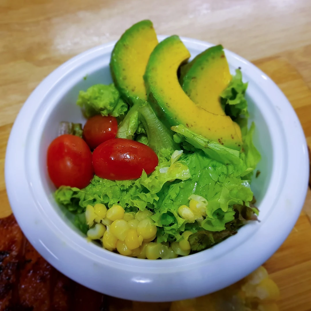 Avocado salad